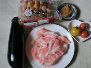 ナスとシメジの豚味噌炒め1